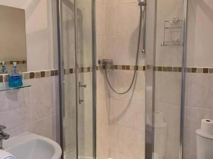 ペンション Rivendell Guest House