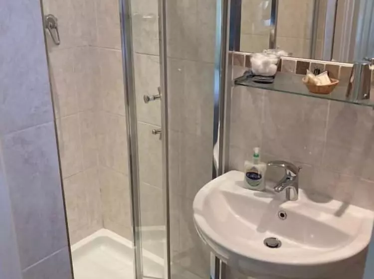 ペンション Rivendell Guest House