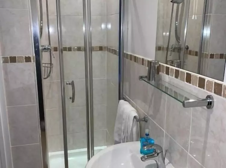 ペンション Rivendell Guest House