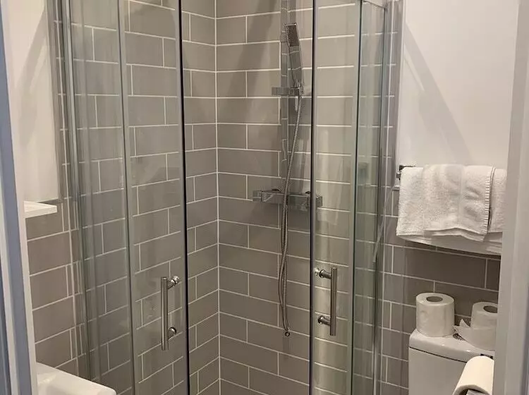 ペンション Rivendell Guest House