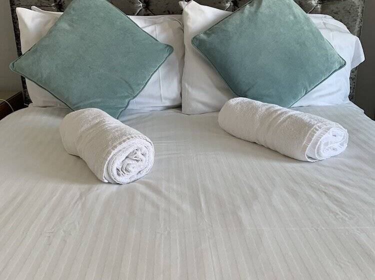 Pensione Rivendell Guest House