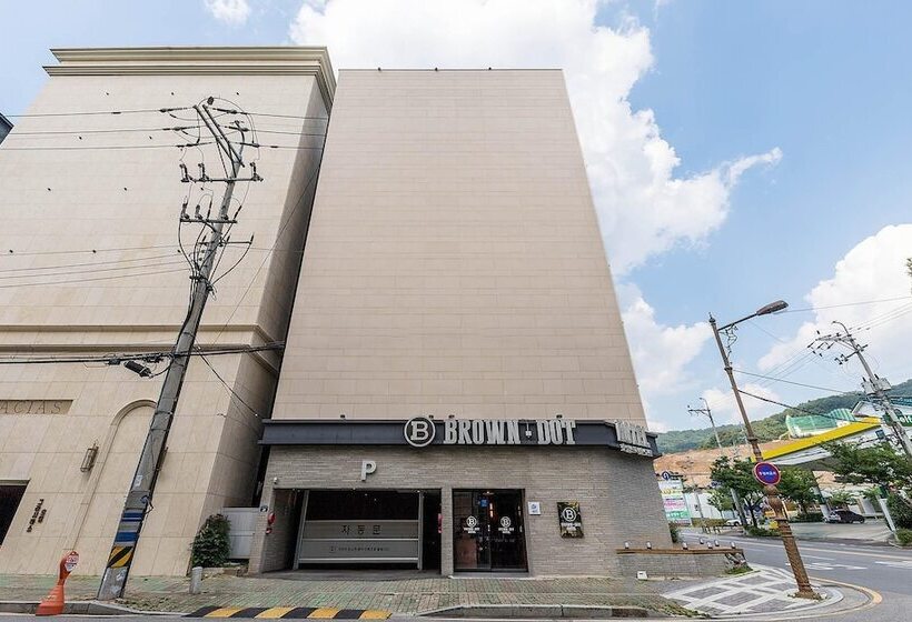 Hotel Gimhae Samgye Brown Dot