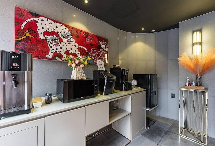 ホテル Gimhae Samgye Brown Dot