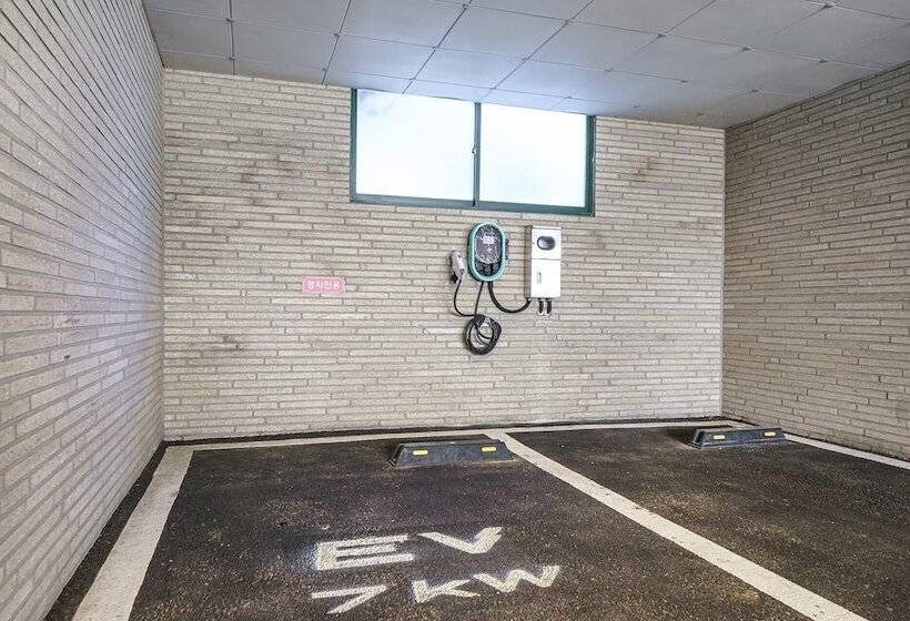 ホテル Gimhae Samgye Brown Dot