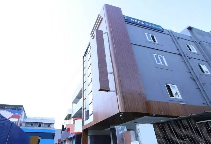 Itsy Hotels Jansi Residency