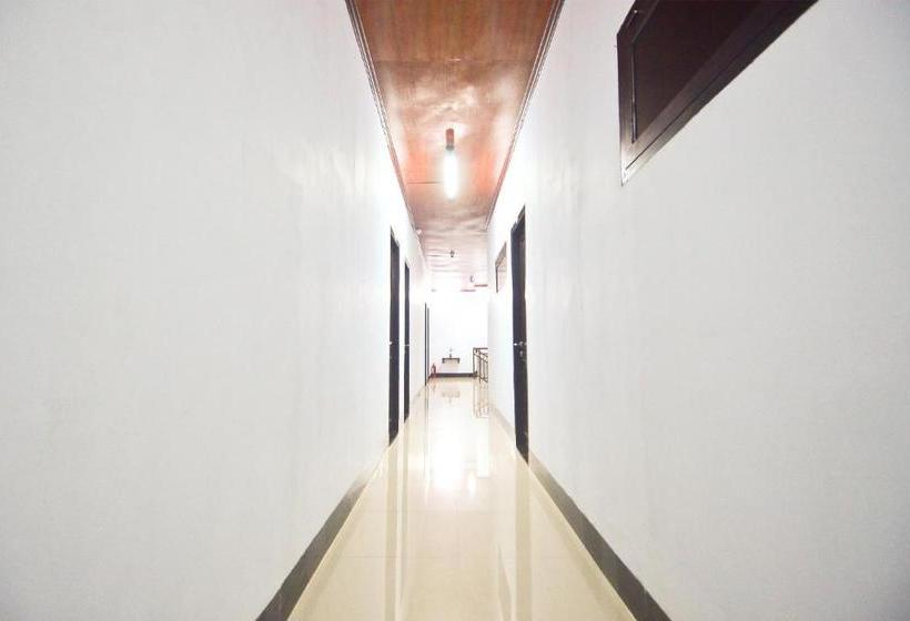 פנסיון Oyo 791 Tanah Tinggi Guest House