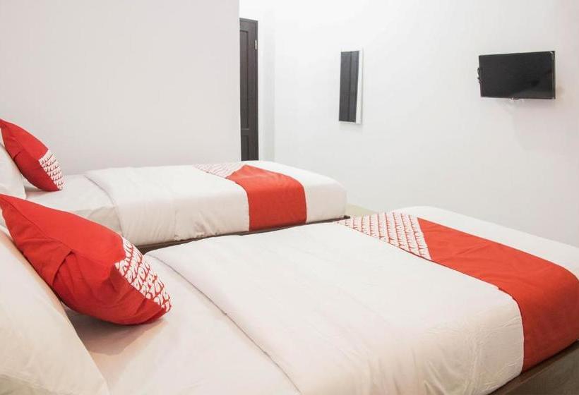 פנסיון Oyo 791 Tanah Tinggi Guest House