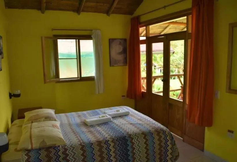 هتل Cabañas Bambu Mindo