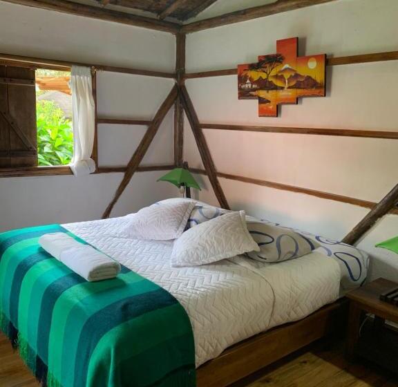 Hotel Cabañas Bambu Mindo