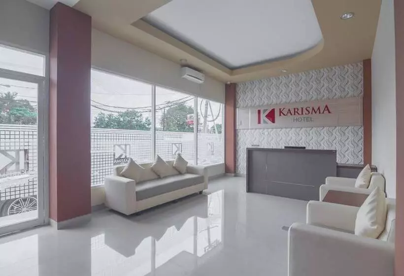 ホテル Reddoorz Near Islamic Center Samarinda