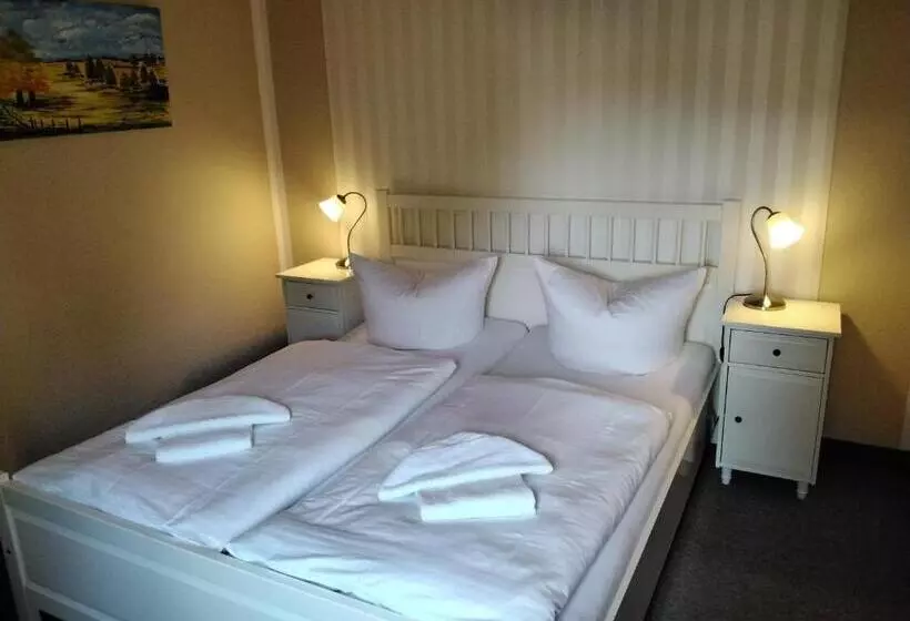 پانسیون Am Weinbergschloss