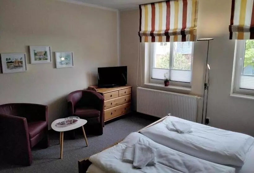 پانسیون Am Weinbergschloss