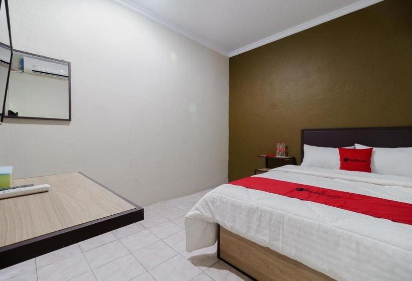 بنسيون Reddoorz Near Cikampek Mall Karawang