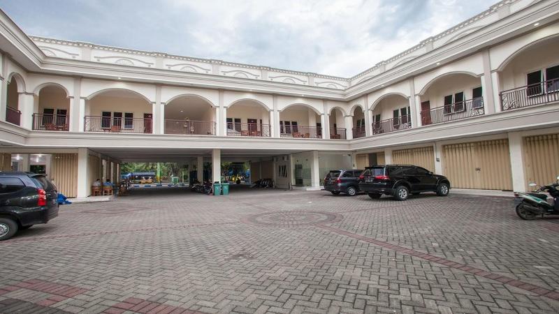 בית מלון כפרי Reddoorz Near Alun Alun Bangil