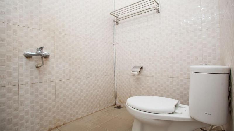 בית מלון כפרי Reddoorz Near Alun Alun Bangil