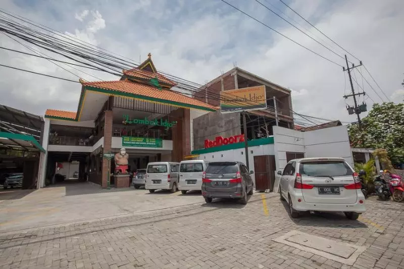 Majatalo Reddoorz @ Kertajaya Surabaya