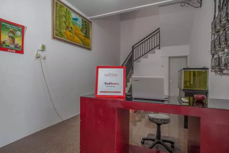 Majatalo Reddoorz @ Kertajaya Surabaya