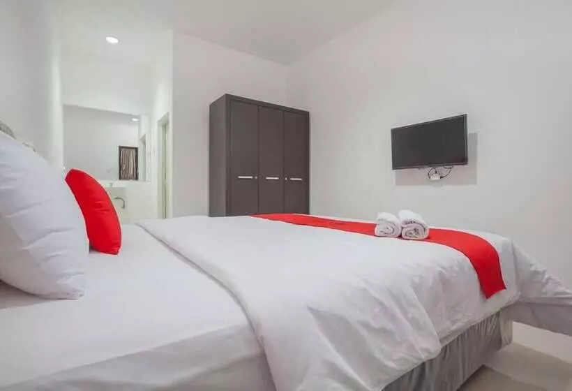 Majatalo Reddoorz @ Kertajaya Surabaya