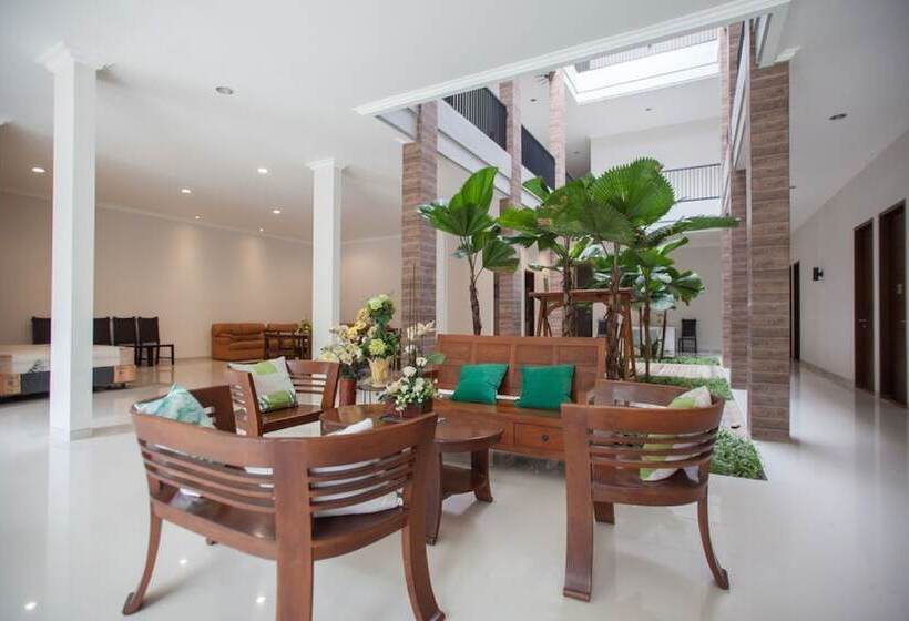 Pension Reddoorz Syariah Near Universitas Negeri Malang