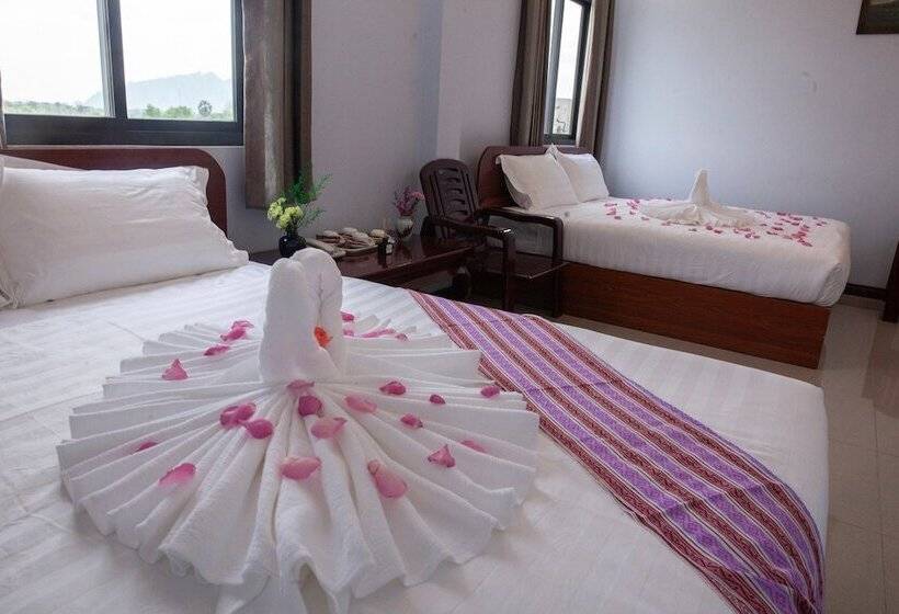 هاستل Hpa An Boutique Inn