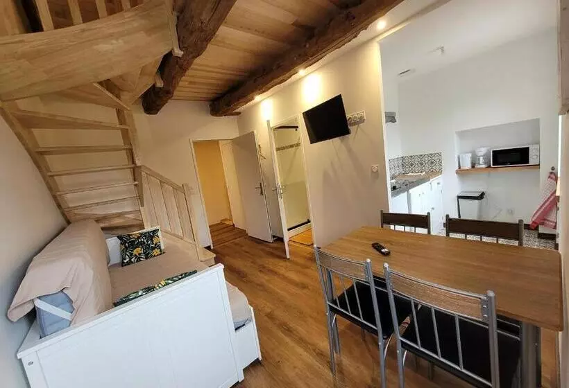 Aamiaismajoitus (B&B) Gite Et Chambres De La Porte Du Parc