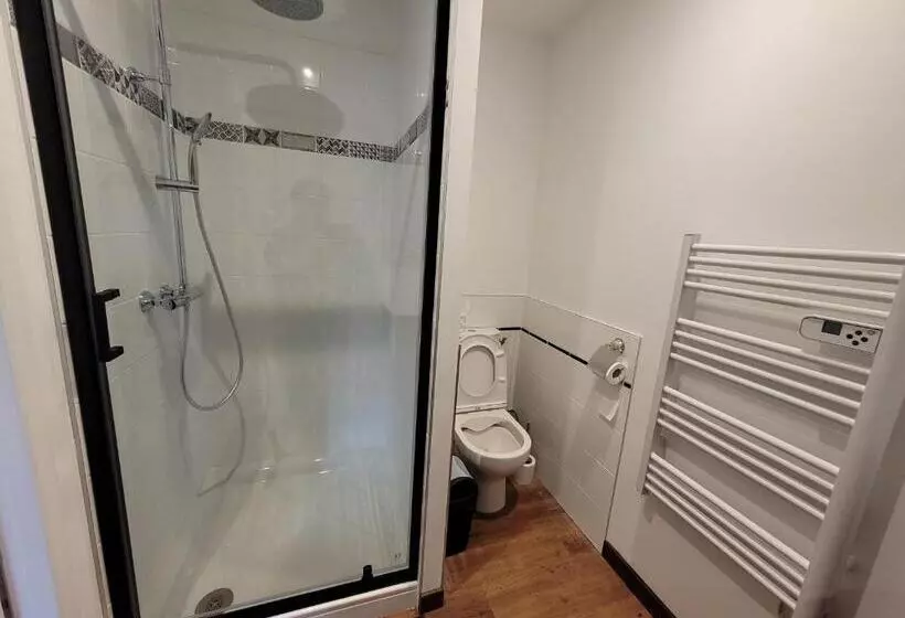 Aamiaismajoitus (B&B) Gite Et Chambres De La Porte Du Parc