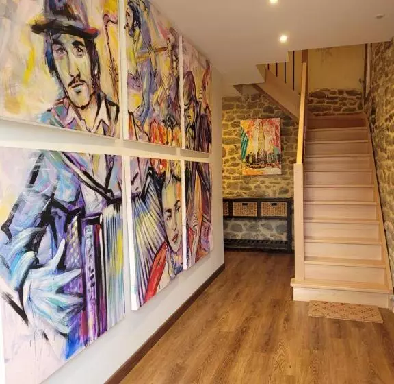 Aamiaismajoitus (B&B) Gite Et Chambres De La Porte Du Parc