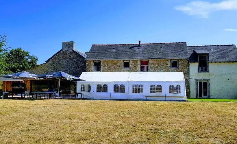 Aamiaismajoitus (B&B) Gite Et Chambres De La Porte Du Parc