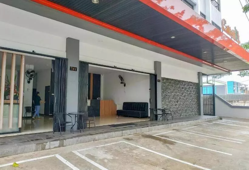 پانسیون Cattail Guest House Pontianak