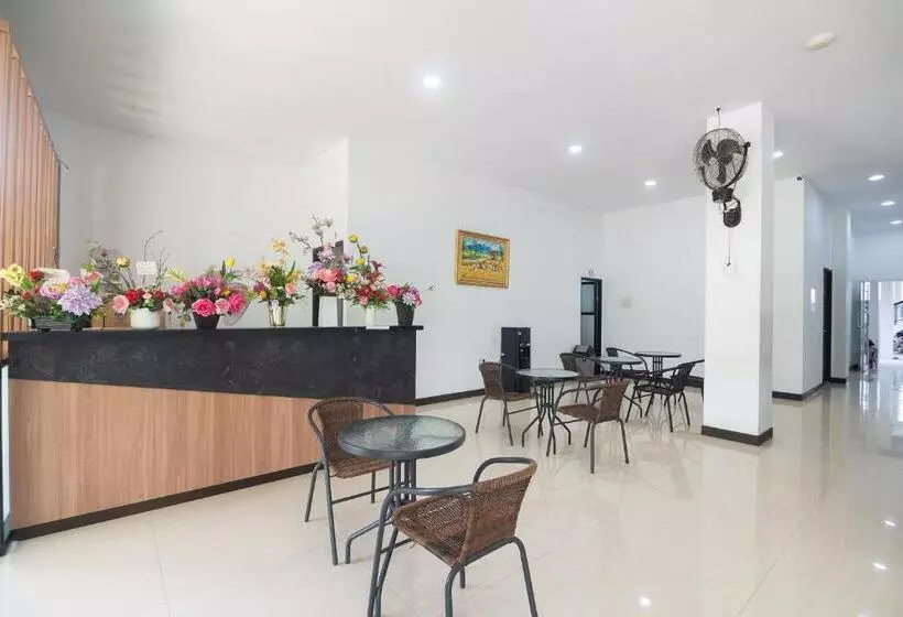 پانسیون Cattail Guest House Pontianak