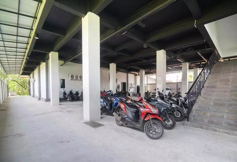 پانسیون Cattail Guest House Pontianak