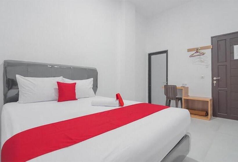 פנסיון Cattail Guest House Pontianak