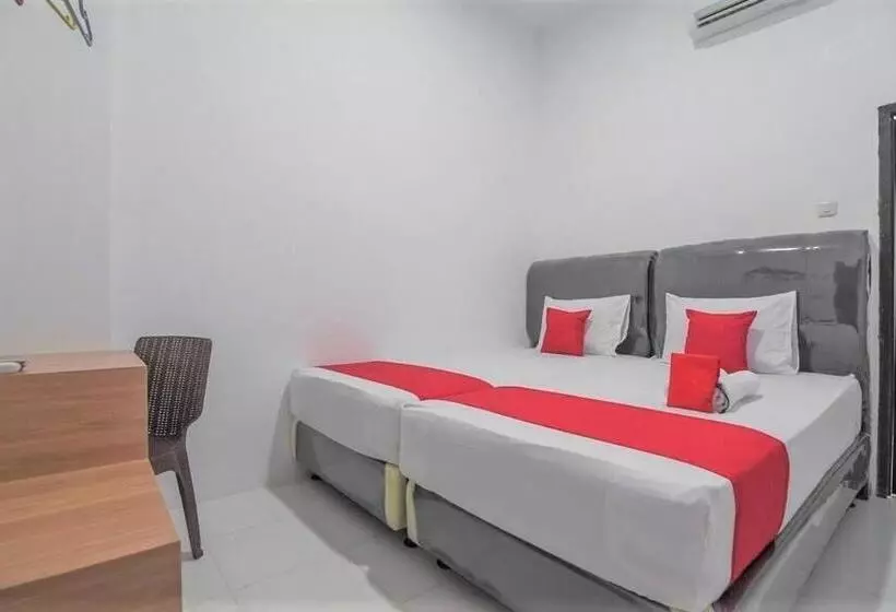 پانسیون Cattail Guest House Pontianak