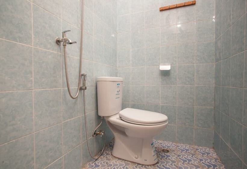 פנסיון Reddoorz Near Petra University 2