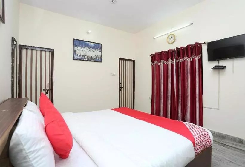 Oyo 24529 Hotel Oasis