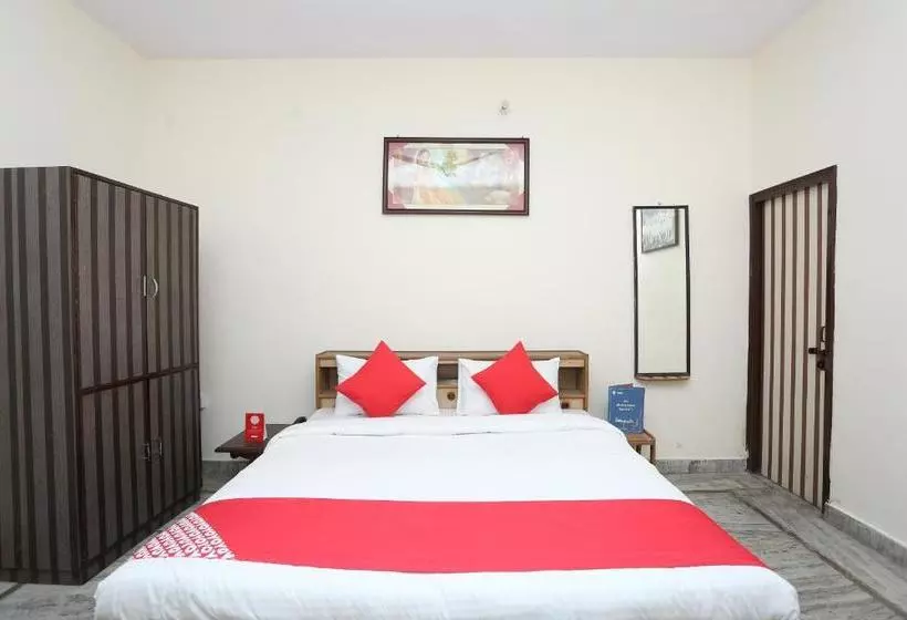 Oyo 24529 Hotel Oasis