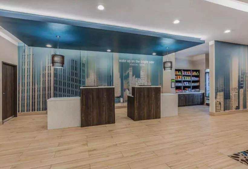 Hotelli La Quinta Inn And Suites By Wyndham Houston Spring South