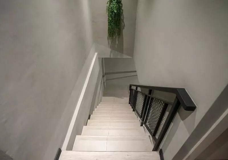 ホテル Oyo 568 Rajawali Residence