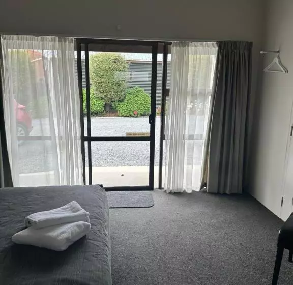 Motelli Helensborough Motor Inn