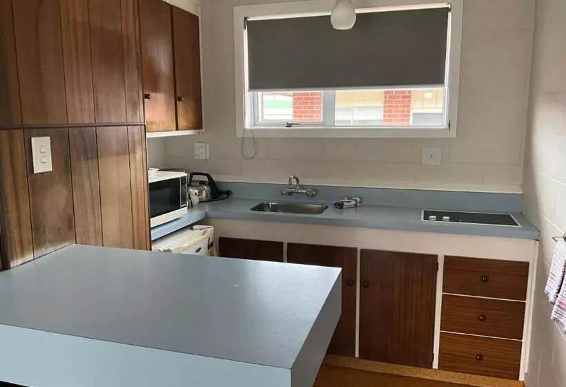 Motelli Helensborough Motor Inn