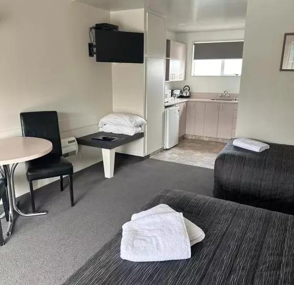 Motelli Helensborough Motor Inn