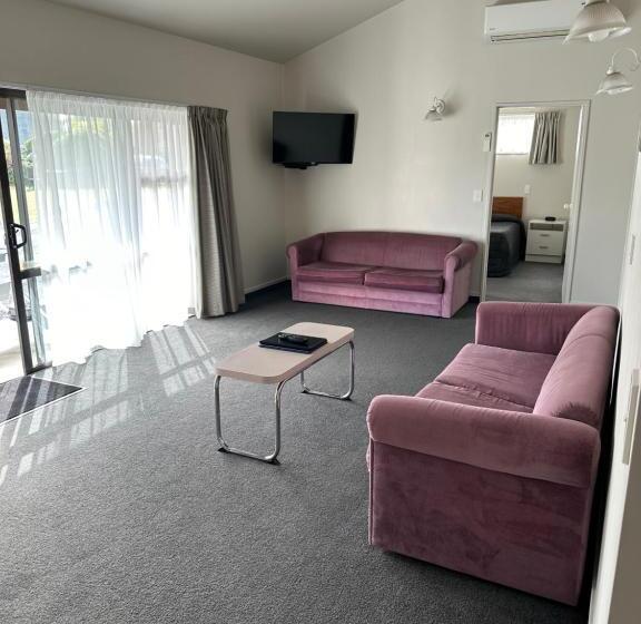 فندق على الطريق Helensborough Motor Inn