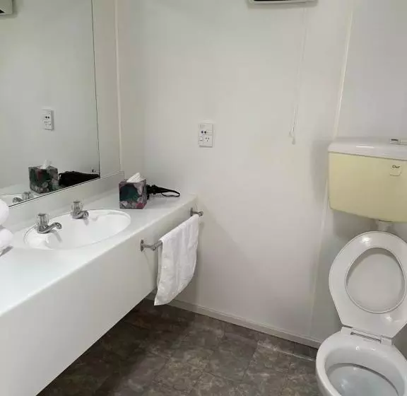 Motelli Helensborough Motor Inn