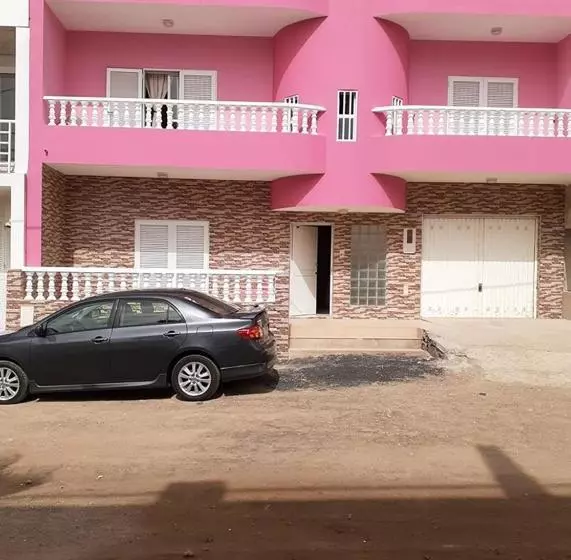 تختخواب و صبحانه Rooming House