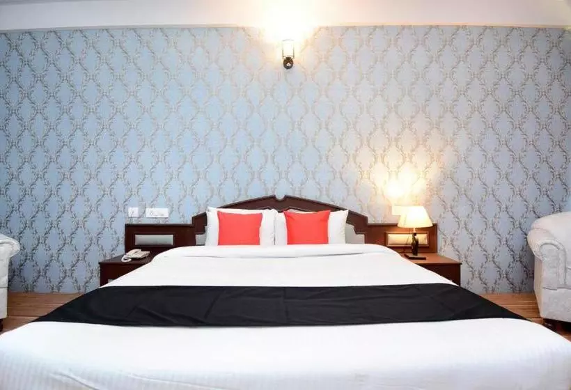 ホテル Capital O 35578 Ziba Resort