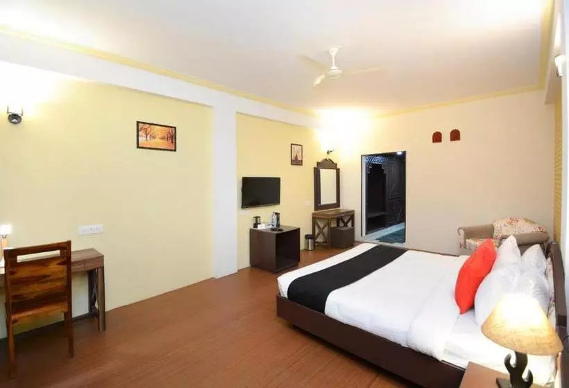 ホテル Capital O 35578 Ziba Resort