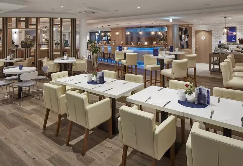 ホテル Holiday Inn Express   Merzig, An Ihg