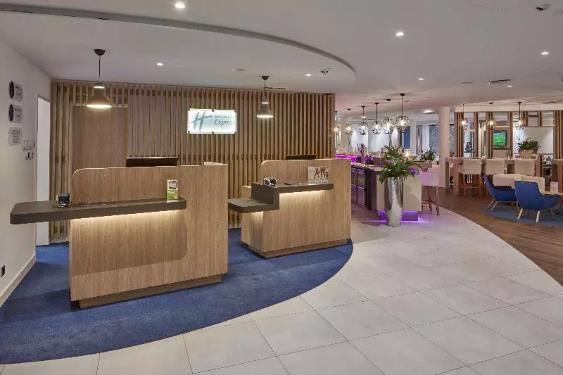 ホテル Holiday Inn Express   Merzig, An Ihg