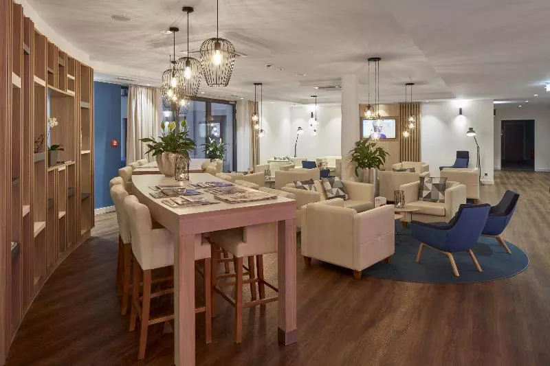 ホテル Holiday Inn Express   Merzig, An Ihg