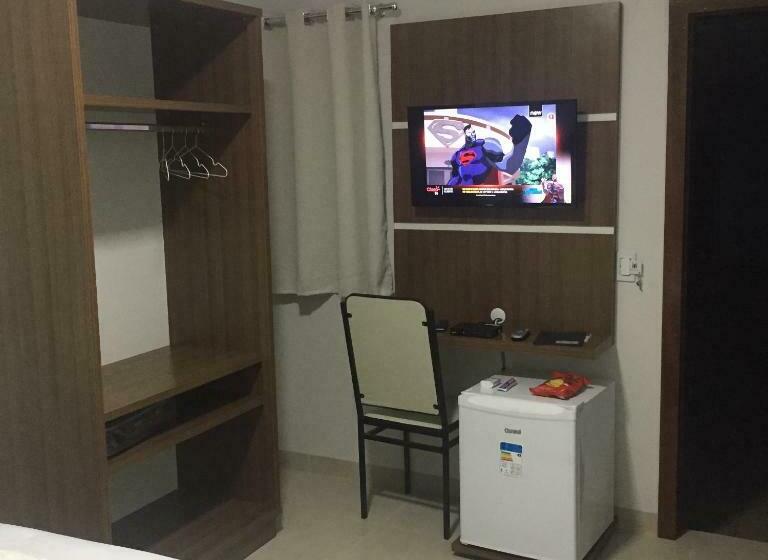 בית מלון כפרי Marini Palace